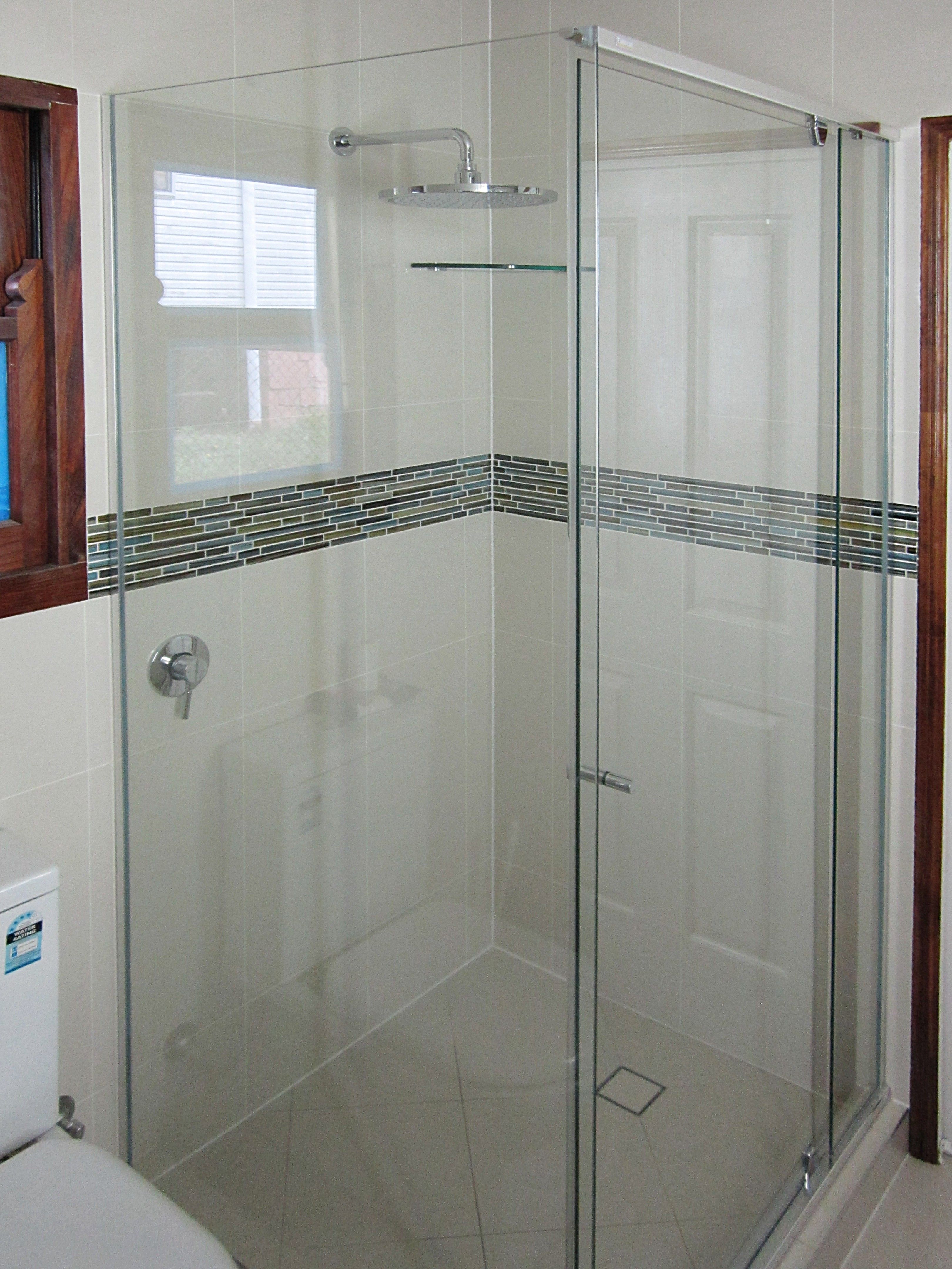 90 Degree Semi-Frameless Shower Screen